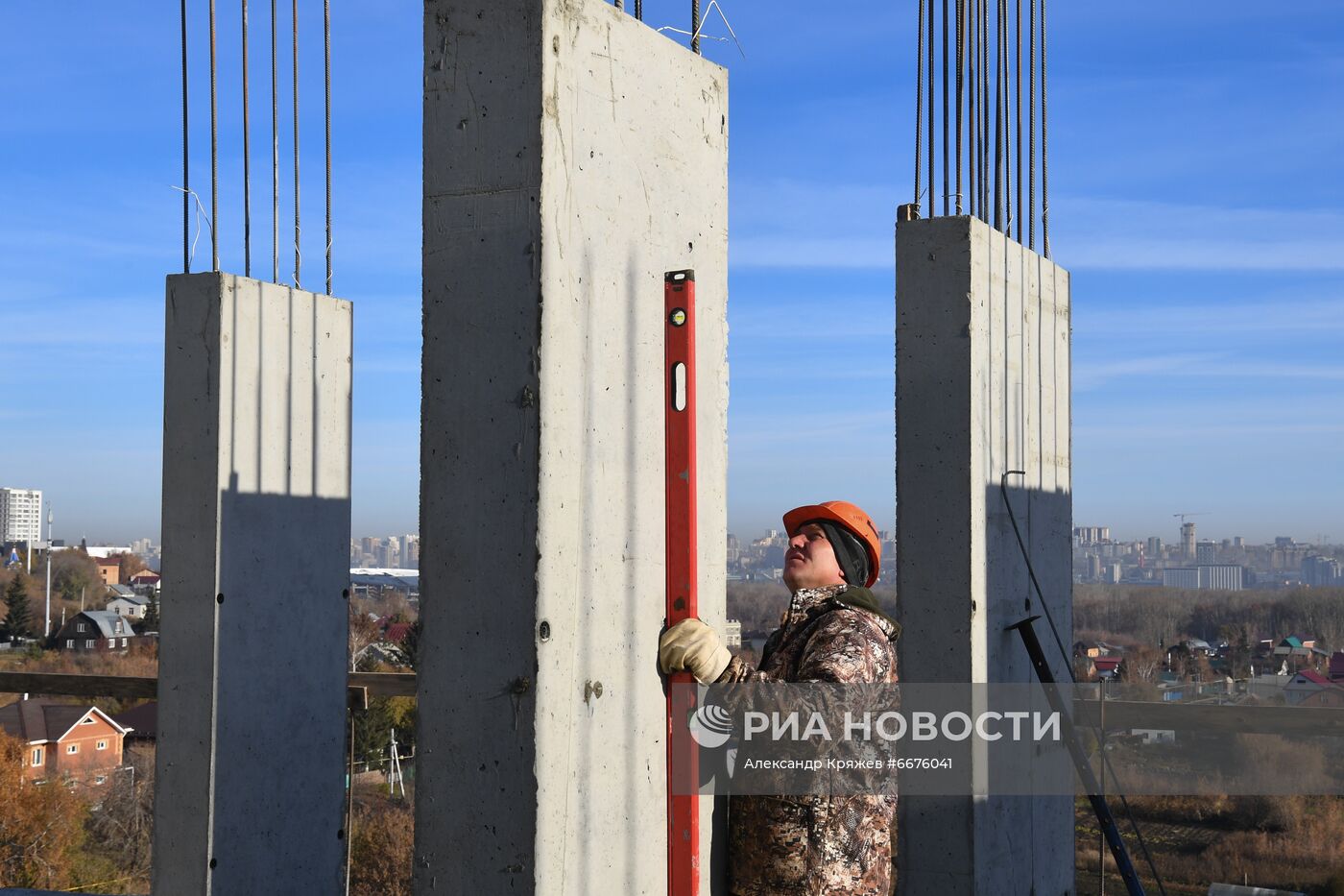 Строительство жилого комплекса "Я - Маяковский" в Новосибирске