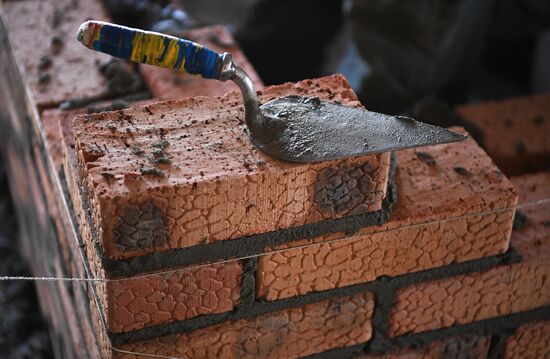 Строительство жилого комплекса "Я - Маяковский" в Новосибирске