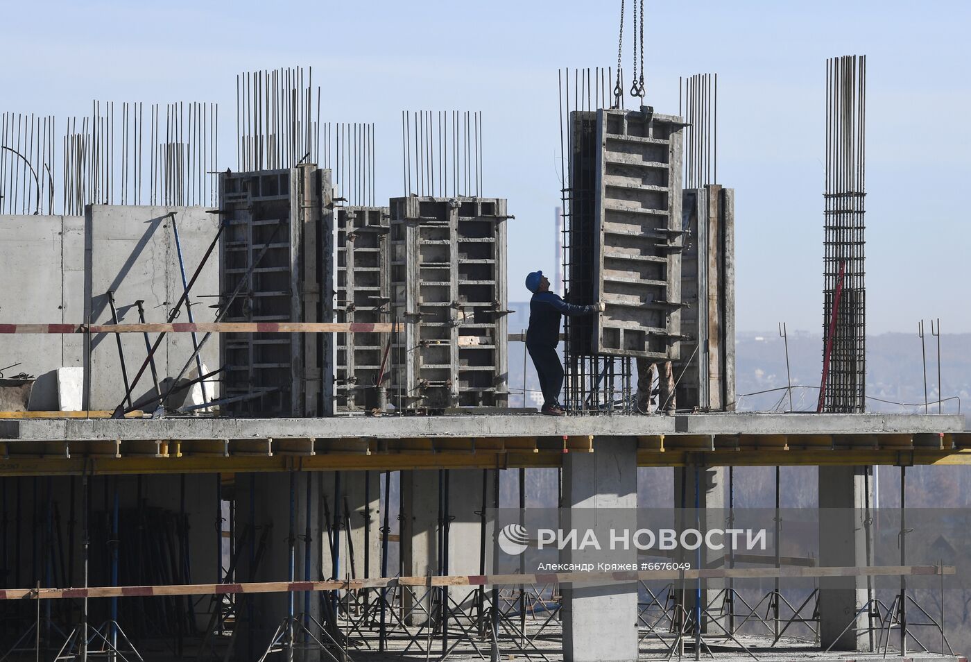 Строительство жилого комплекса "Я - Маяковский" в Новосибирске