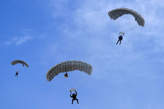Учения сил ОДКБ в Таджикистане