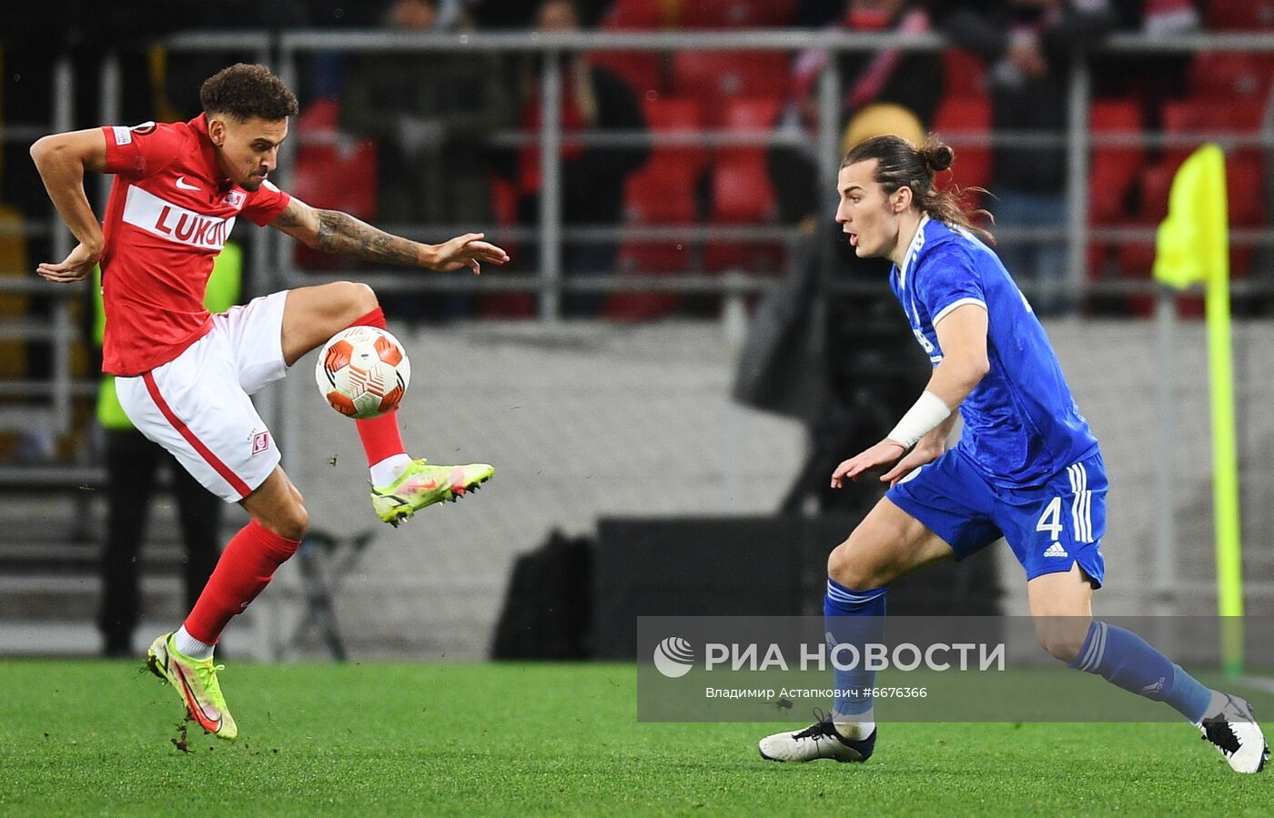 Футбол. Лига Европы. Матч "Спартак" - "Лестер"