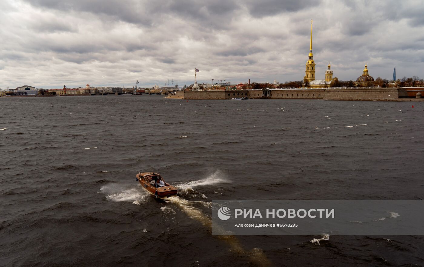 Штормовой ветер в Санкт-Петербурге