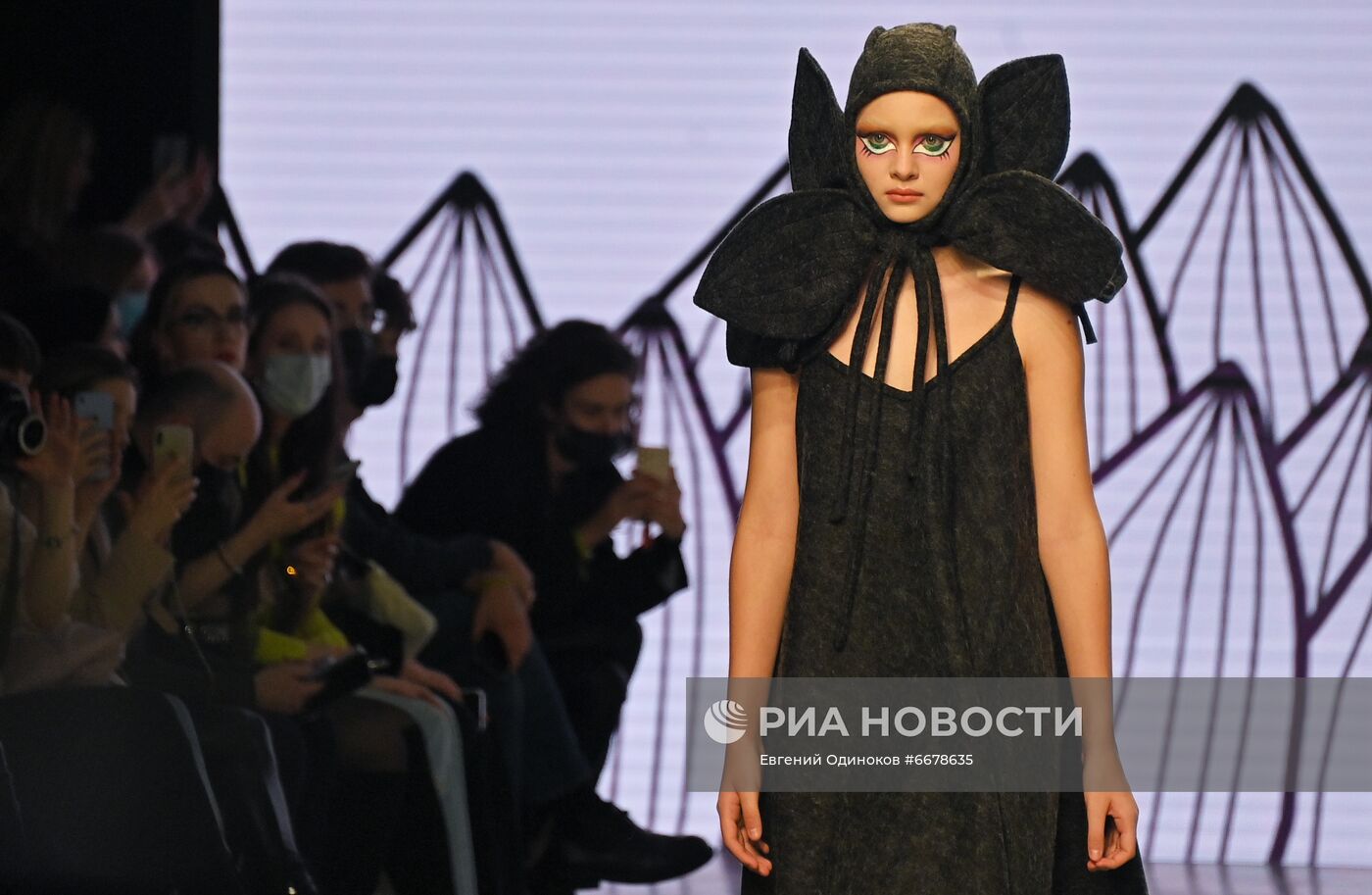 Mercedes-Benz Fashion Week Russia. День четвертый