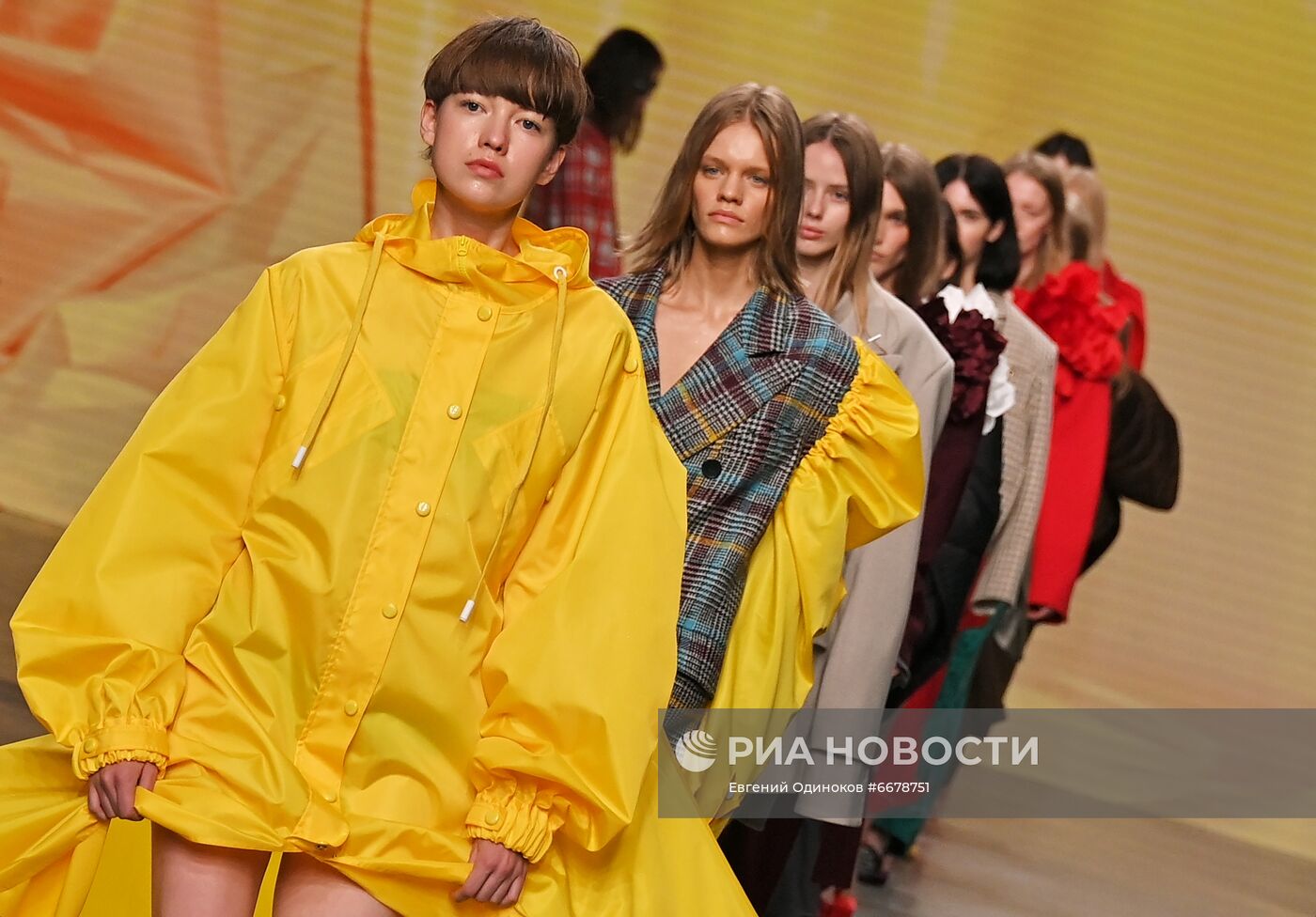 Mercedes-Benz Fashion Week Russia. День четвертый