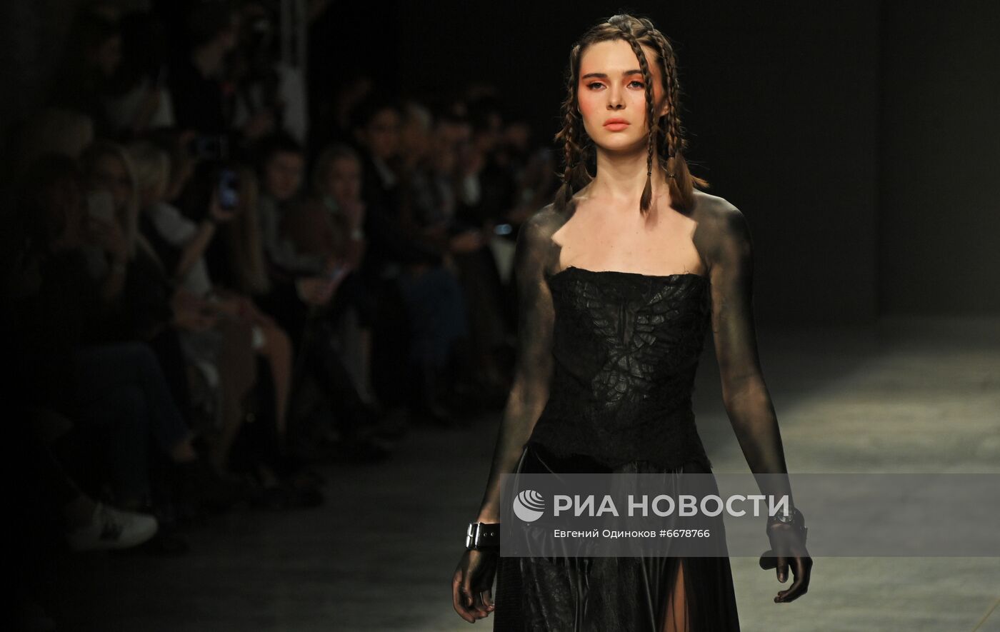 Mercedes-Benz Fashion Week Russia. День четвертый