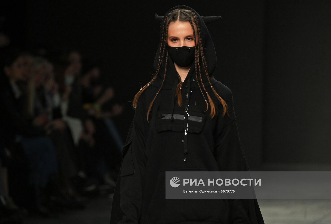 Mercedes-Benz Fashion Week Russia. День четвертый