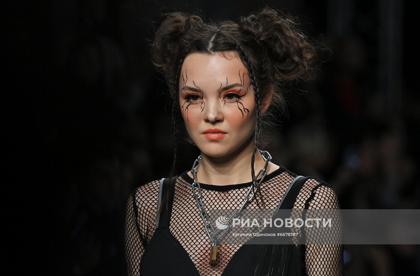 Mercedes-Benz Fashion Week Russia. День четвертый