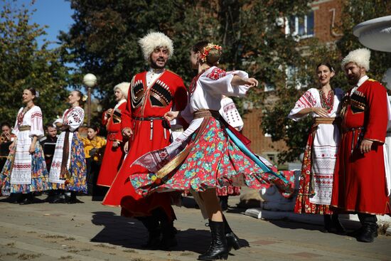 Фестиваль казачьей культуры "Александровская крепость" в Краснодарском крае