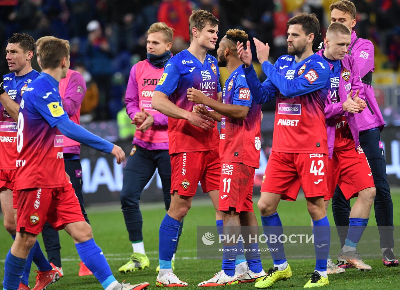 Футбол. РПЛ. Матч ЦСКА - "Крылья Советов"