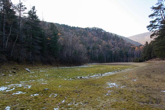 Уборка побережья Байкала