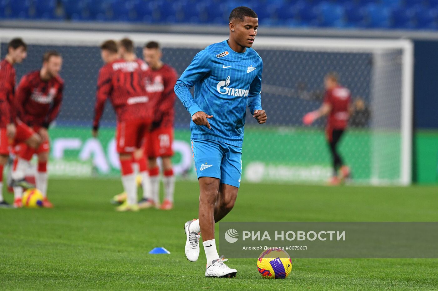 Футбол. РПЛ. Матч "Зенит" - "Спартак"