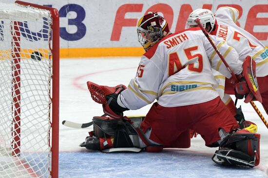 Хоккей. КХЛ. Матч "Спартак" - "Куньлунь"