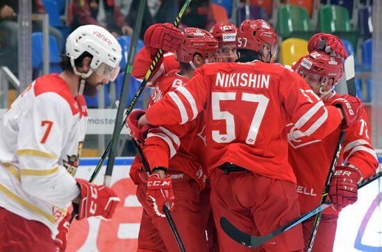 Хоккей. КХЛ. Матч "Спартак" - "Куньлунь"