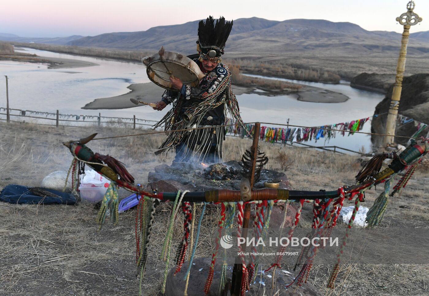 Шаманский обряд в Тыве