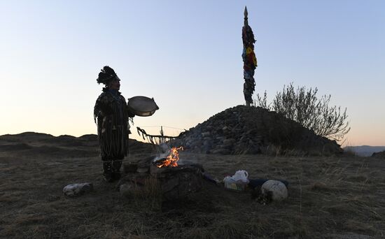 Шаманский обряд в Тыве