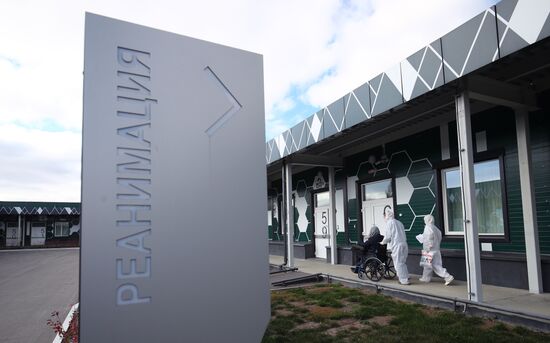 Отделение для больных коронавирусом в госпитале Минобороны РФ в Волгограде