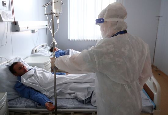 Отделение для больных коронавирусом в госпитале Минобороны РФ в Волгограде