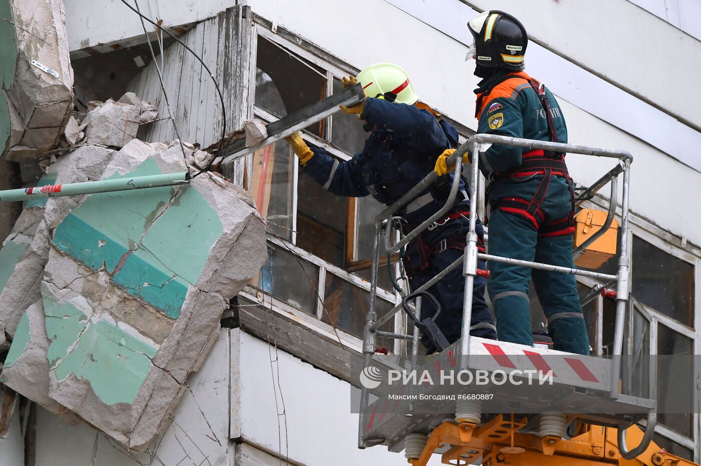 Взрыв в жилом доме в Набережных Челнах