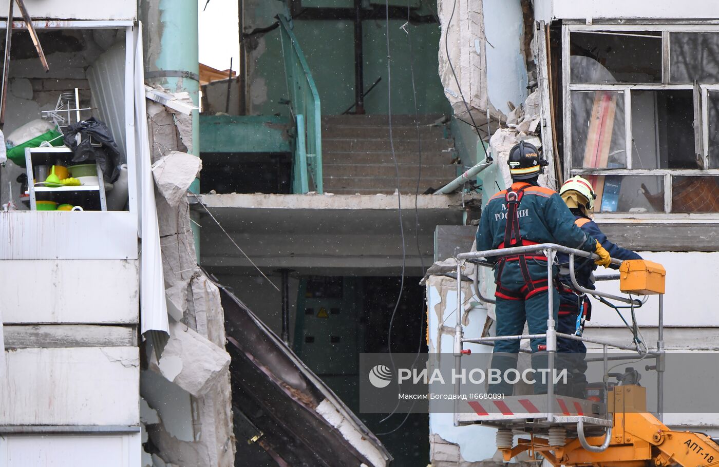 Взрыв в жилом доме в Набережных Челнах