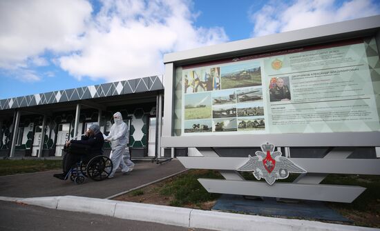 Отделение для больных коронавирусом в госпитале Минобороны РФ в Волгограде