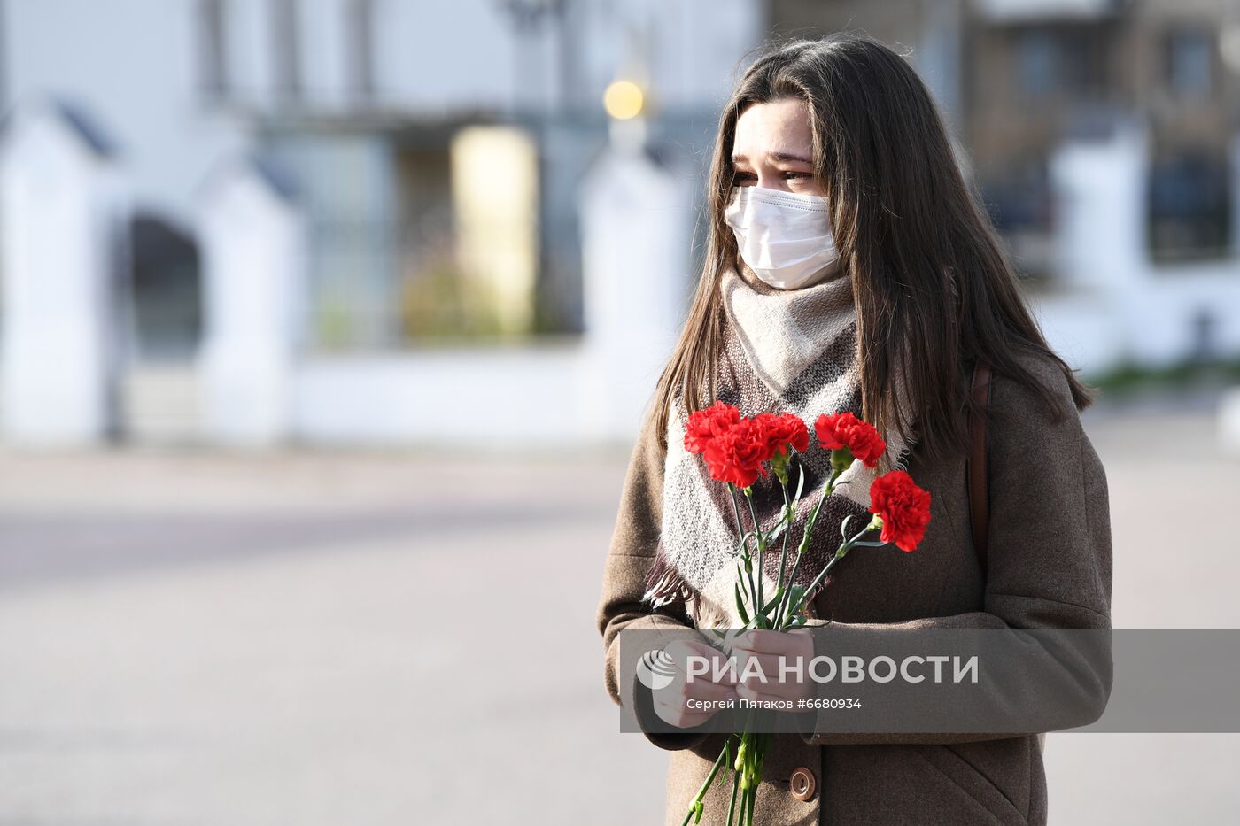 Памятные мероприятия у Театрального центра на Дубровке