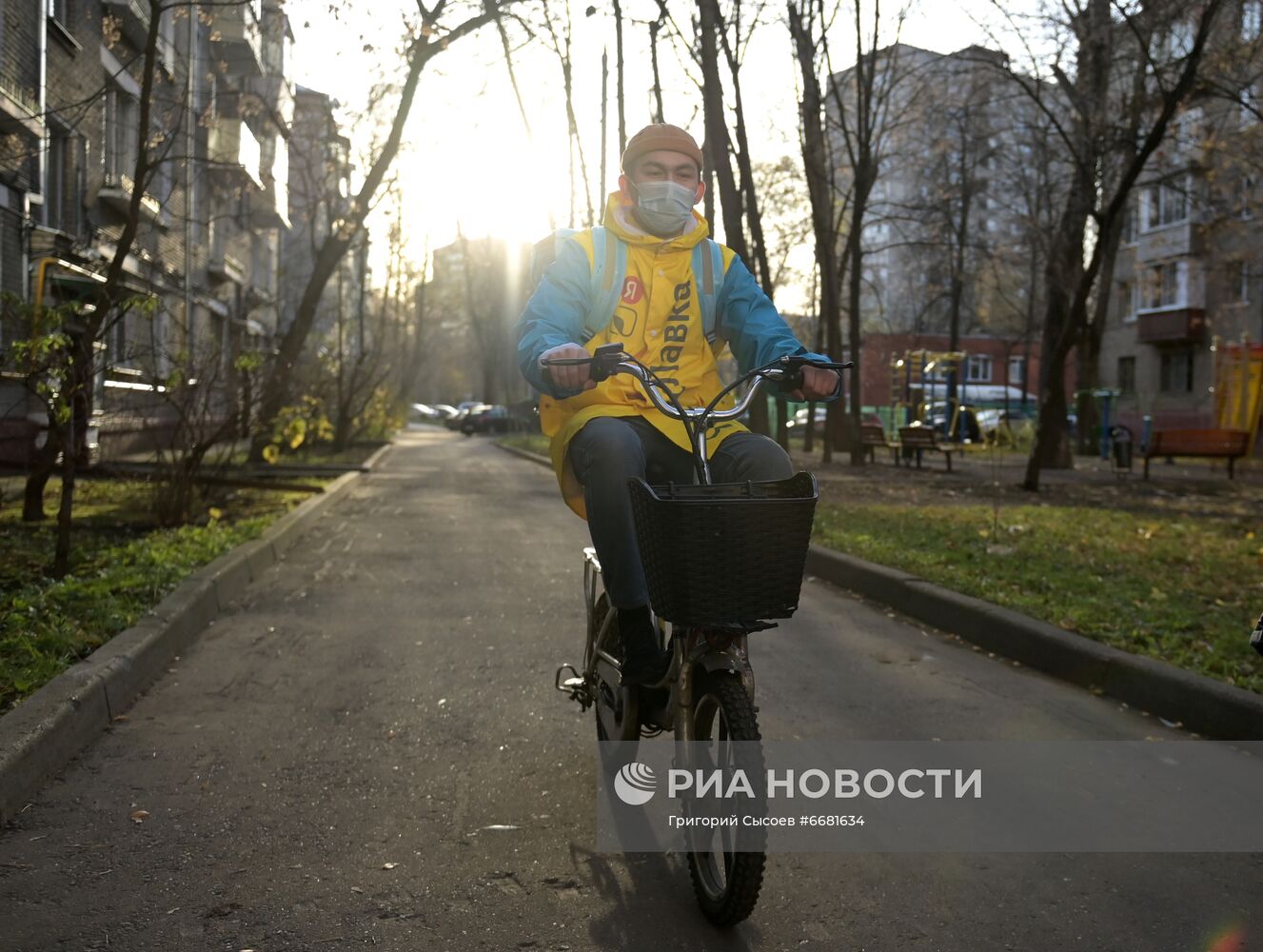 Работа сервиса "Яндекс.Лавка" в Москве