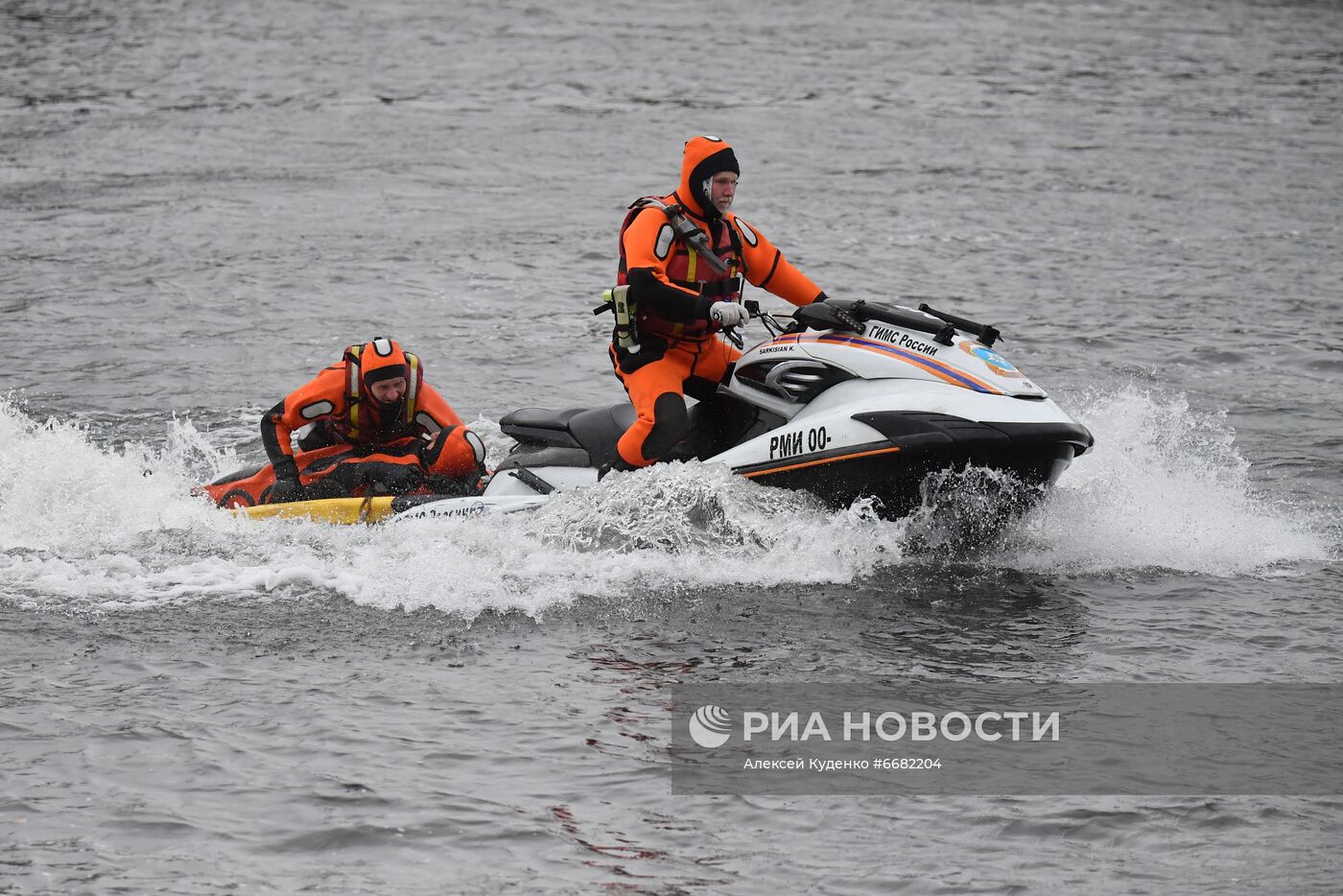 Водные спасатели готовятся к зимнему периоду