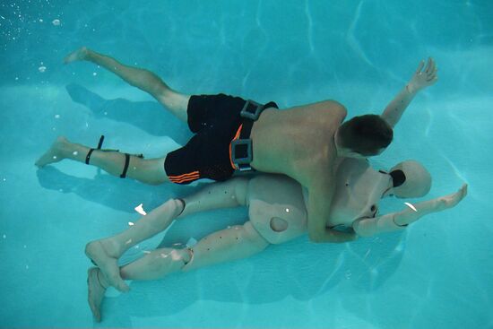 Водные спасатели готовятся к зимнему периоду