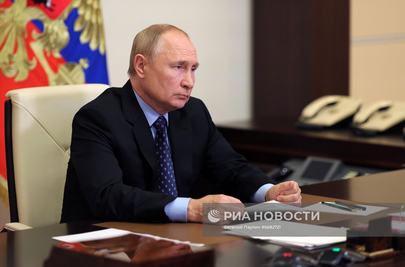 Президент РФ В. Путин провел совещание по вопросам освоения ресурсного потенциала полуострова Ямал