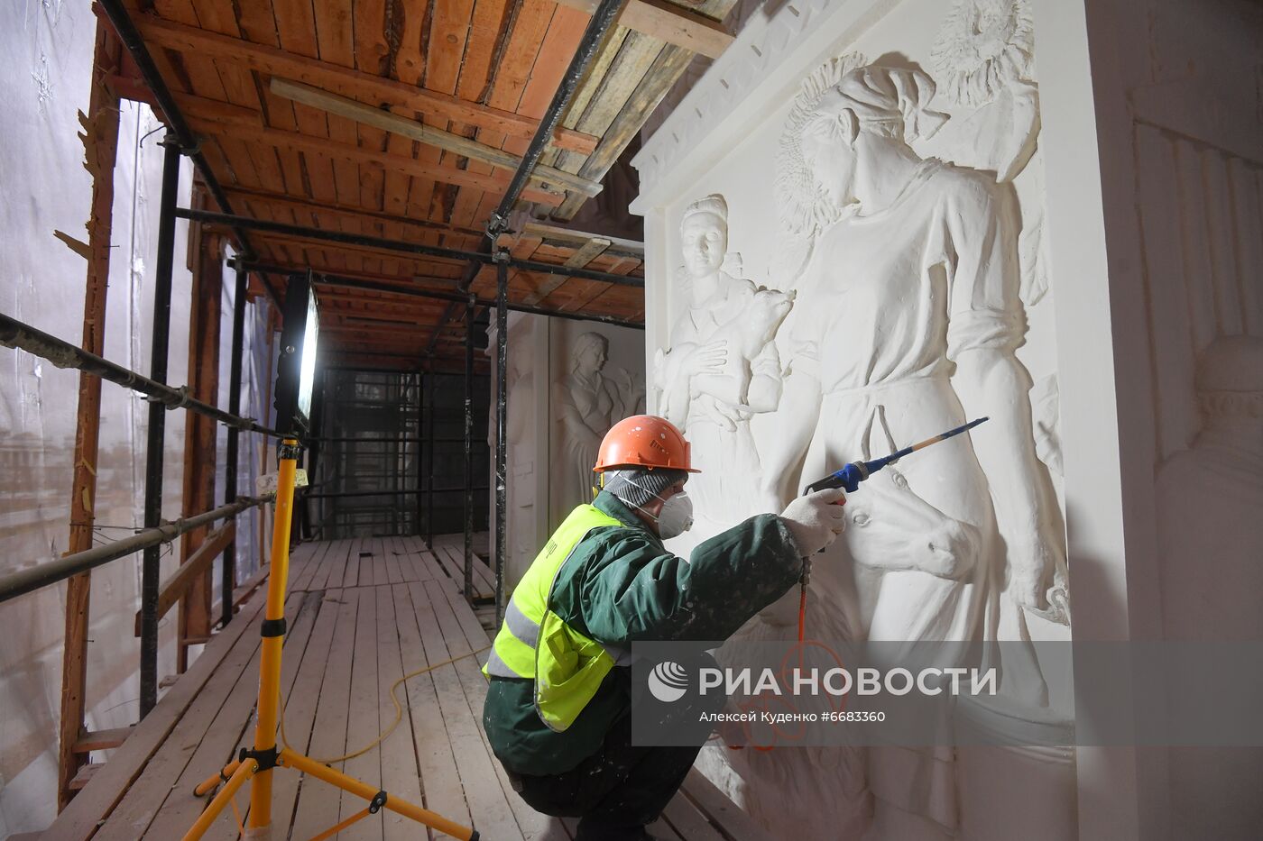 Реставрация павильона "Радиоэлектроника и связь" на ВДНХ