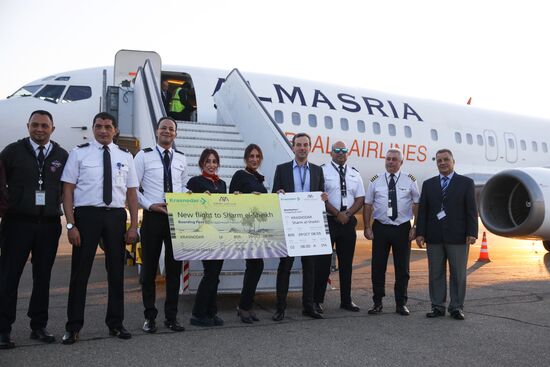 Встреча первого рейса авиакомпании Almasria Universal Airlines из Шарм-эль-Шейха в Краснодаре