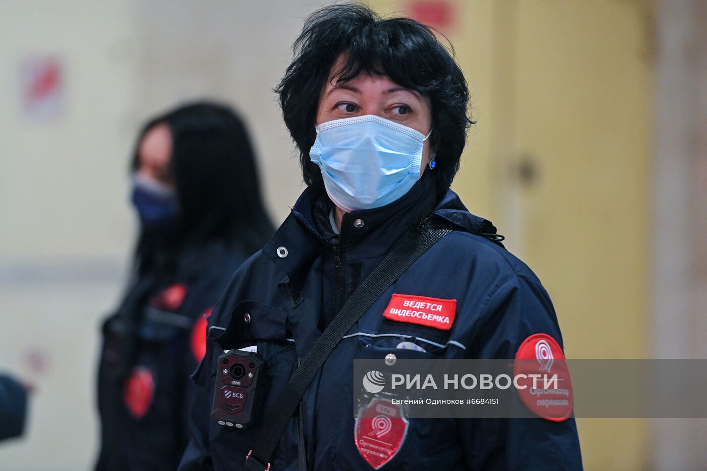 Контроль соблюдения масочного режима в общественном транспорте Москвы