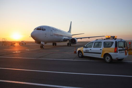 Встреча первого рейса авиакомпании Almasria Universal Airlines из Шарм-эль-Шейха в Краснодаре