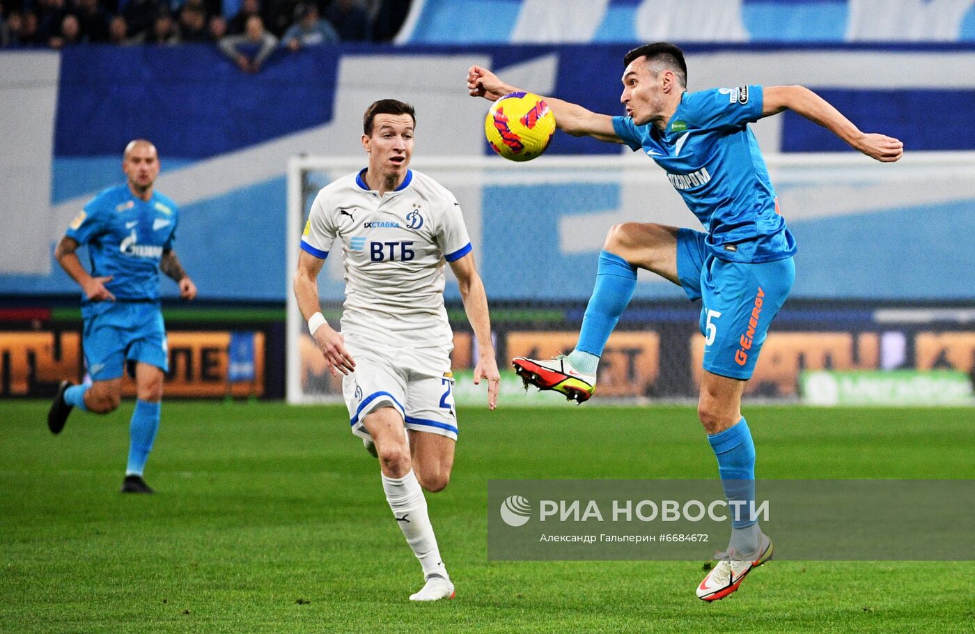 Футбол. РПЛ. Матч "Зенит" - "Динамо"