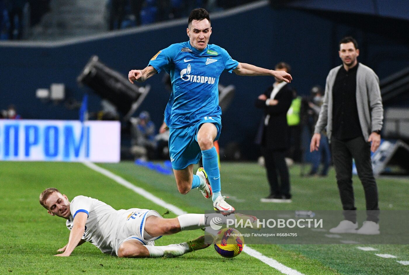 Футбол. РПЛ. Матч "Зенит" - "Динамо"