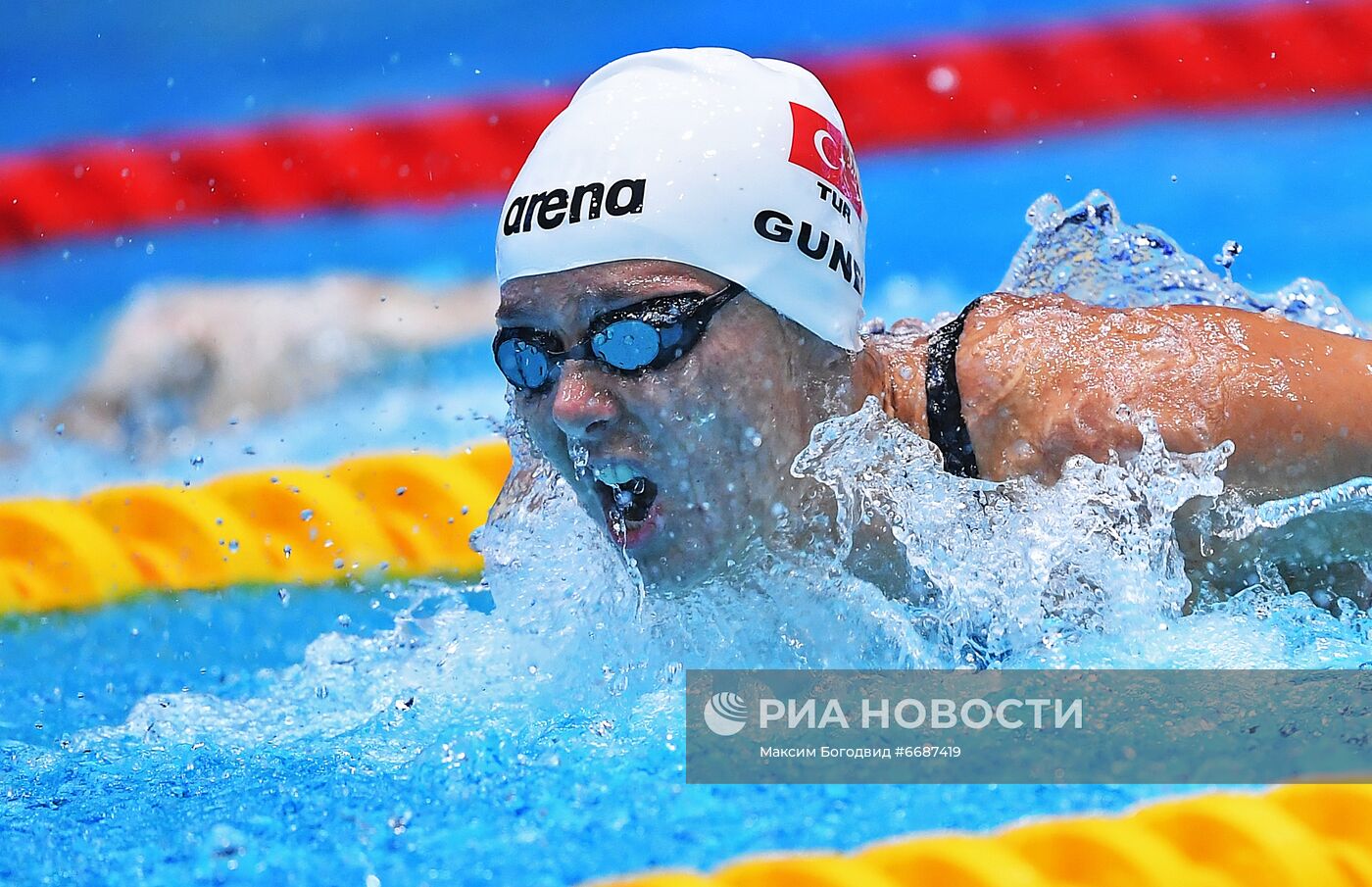 Плавание. Чемпионат Европы. Первый день