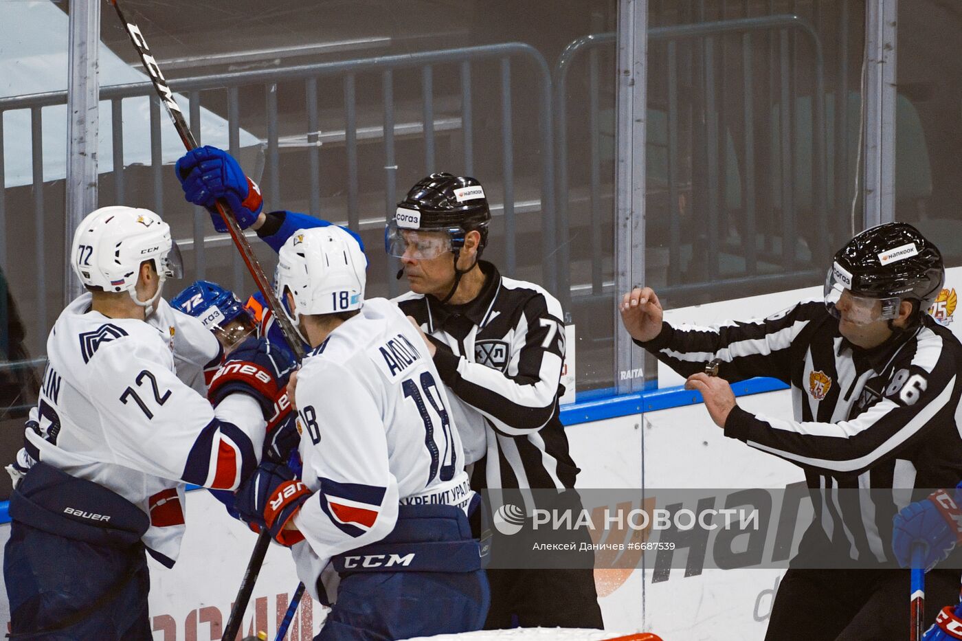 Хоккей. КХЛ. Матч СКА - "Металлург"