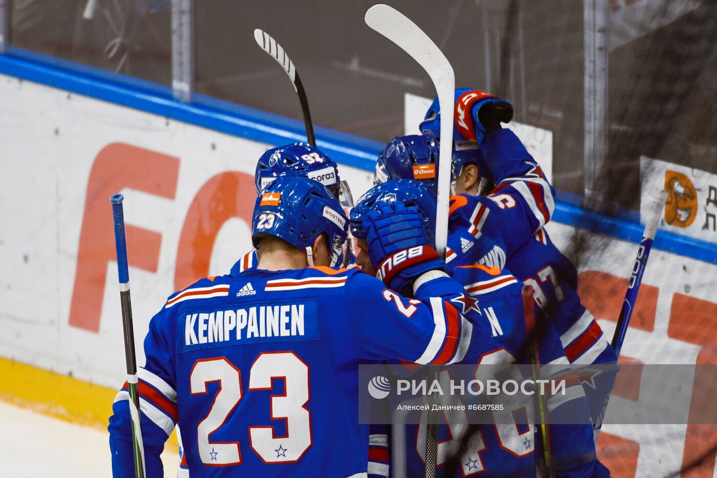 Хоккей. КХЛ. Матч СКА - "Металлург"