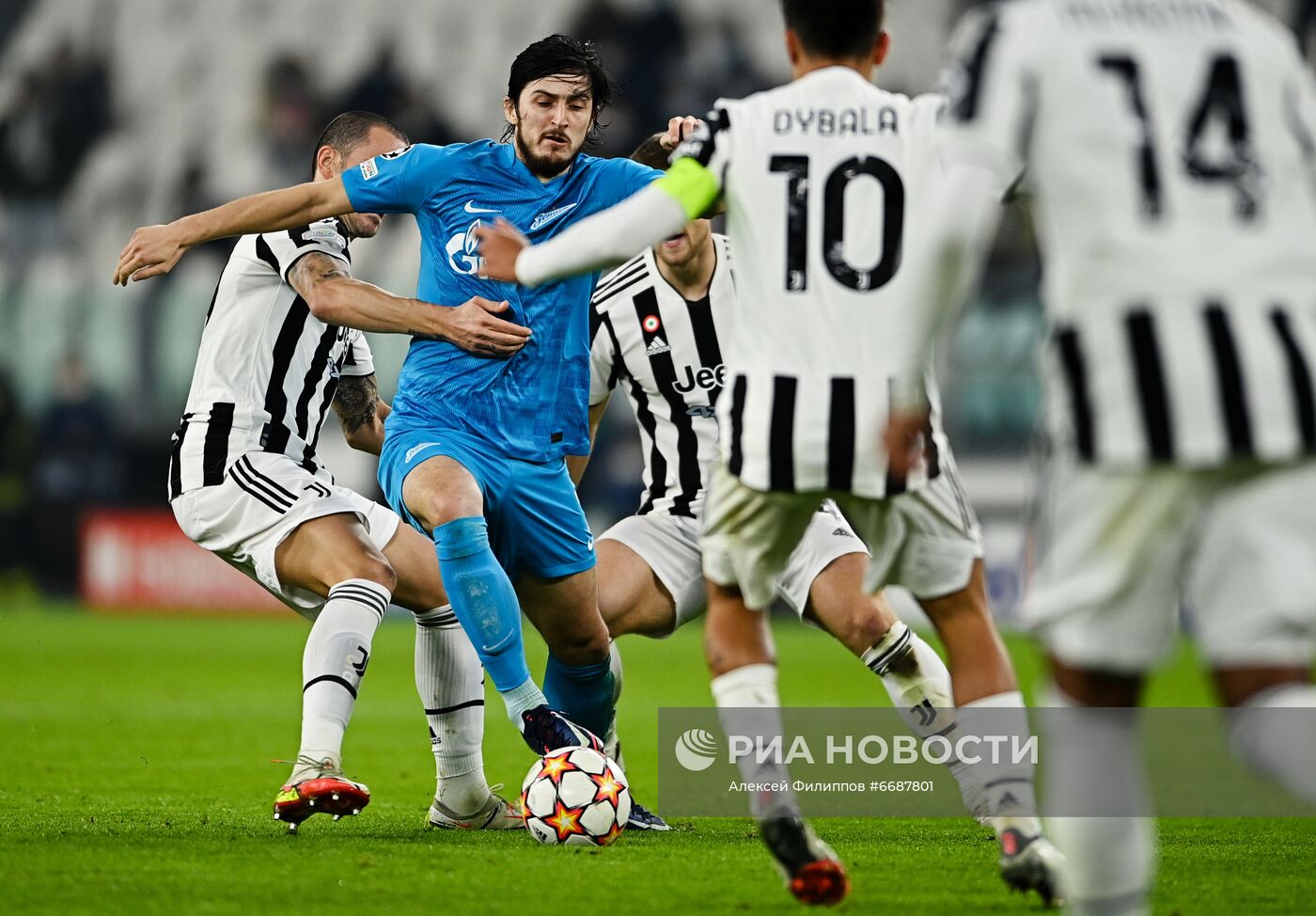 Футбол. Лига чемпионов. Матч "Ювентус" - "Зенит"