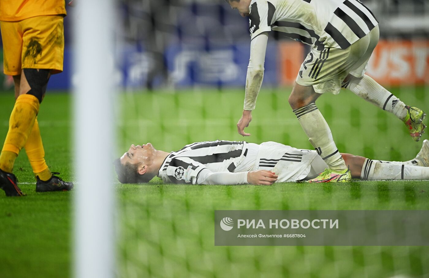 Футбол. Лига чемпионов. Матч "Ювентус" - "Зенит"