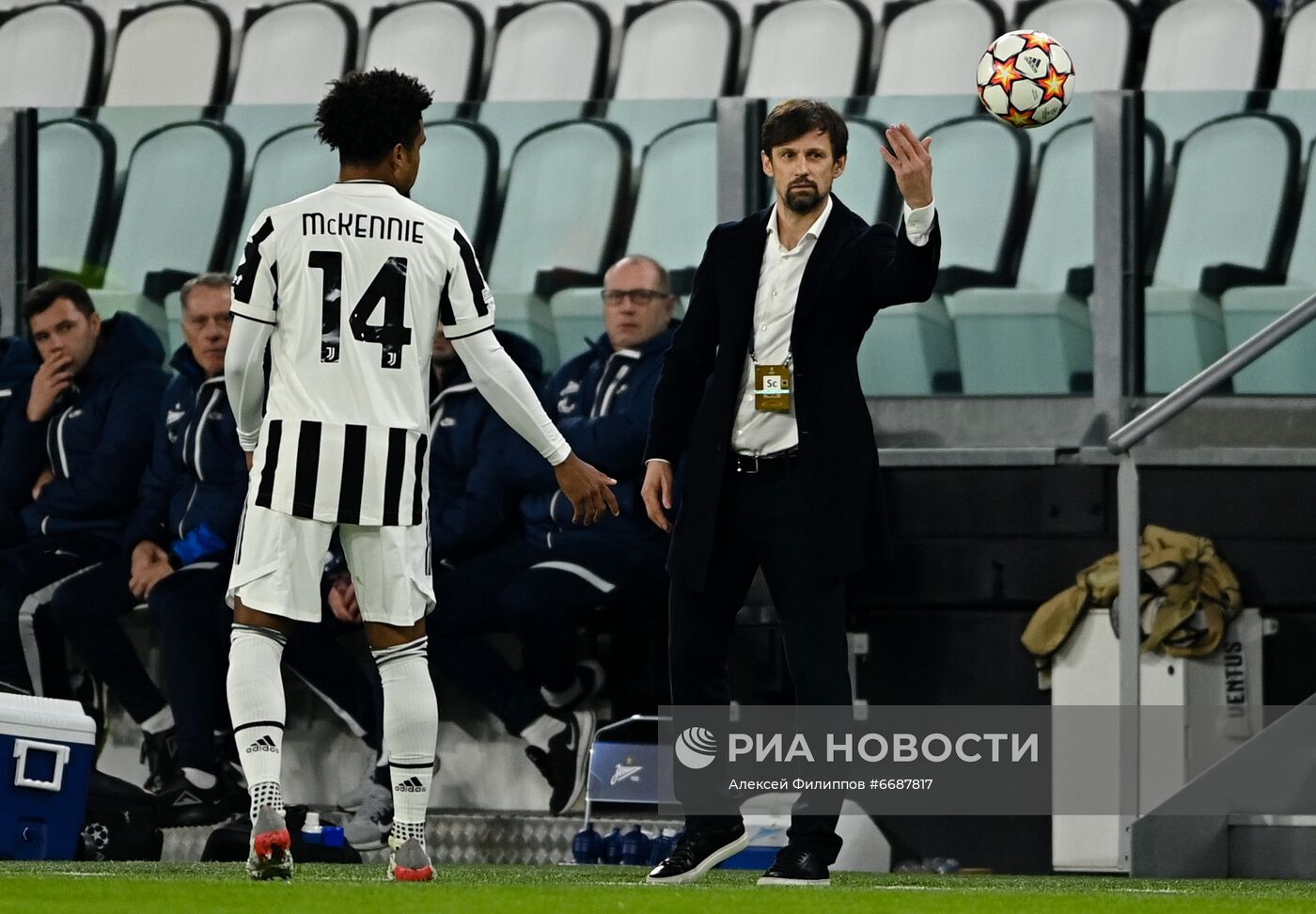 Футбол. Лига чемпионов. Матч "Ювентус" - "Зенит"