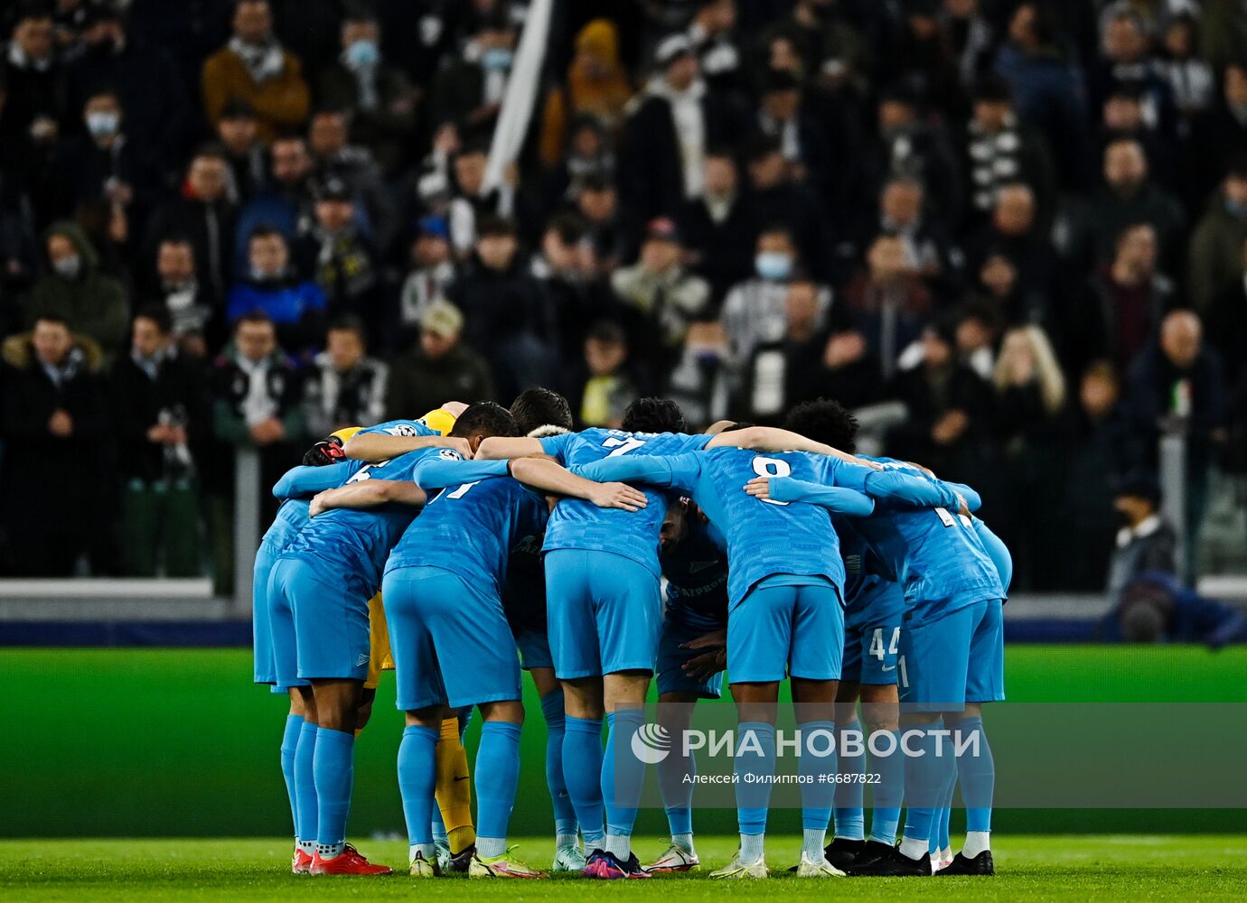 Футбол. Лига чемпионов. Матч "Ювентус" - "Зенит"