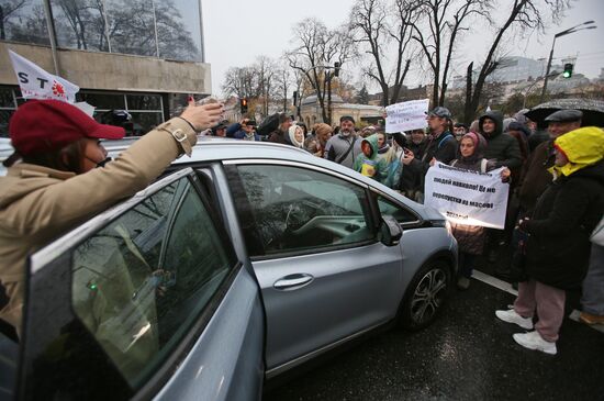 Акция в Киеве против ограничений в связи с коронавирусом