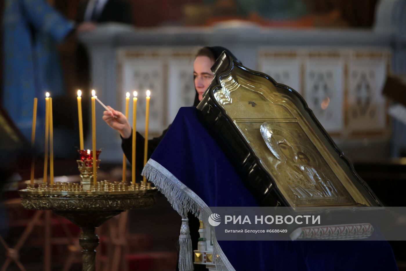 Божественная литургия в праздник Казанской иконы Божией Матери