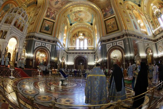 Божественная литургия в праздник Казанской иконы Божией Матери