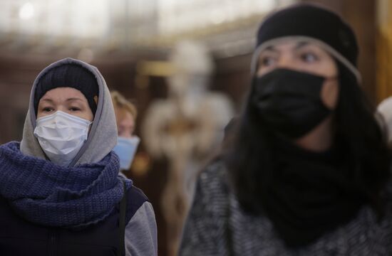 Божественная литургия в праздник Казанской иконы Божией Матери