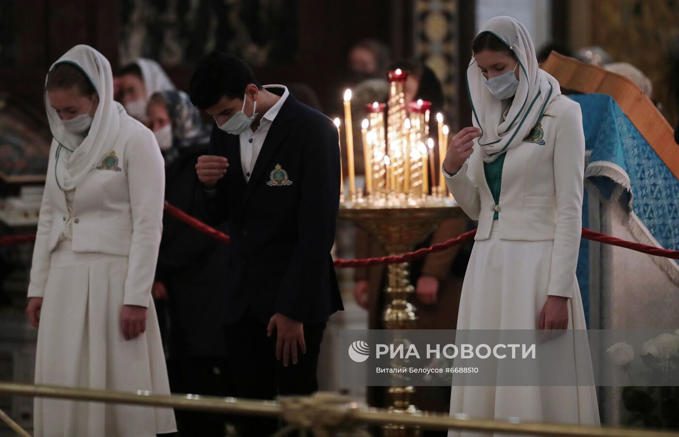 Божественная литургия в праздник Казанской иконы Божией Матери