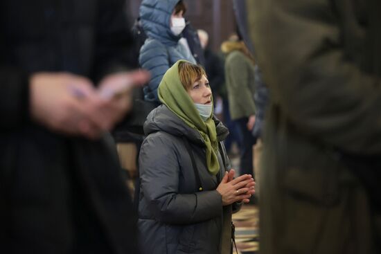 Божественная литургия в праздник Казанской иконы Божией Матери