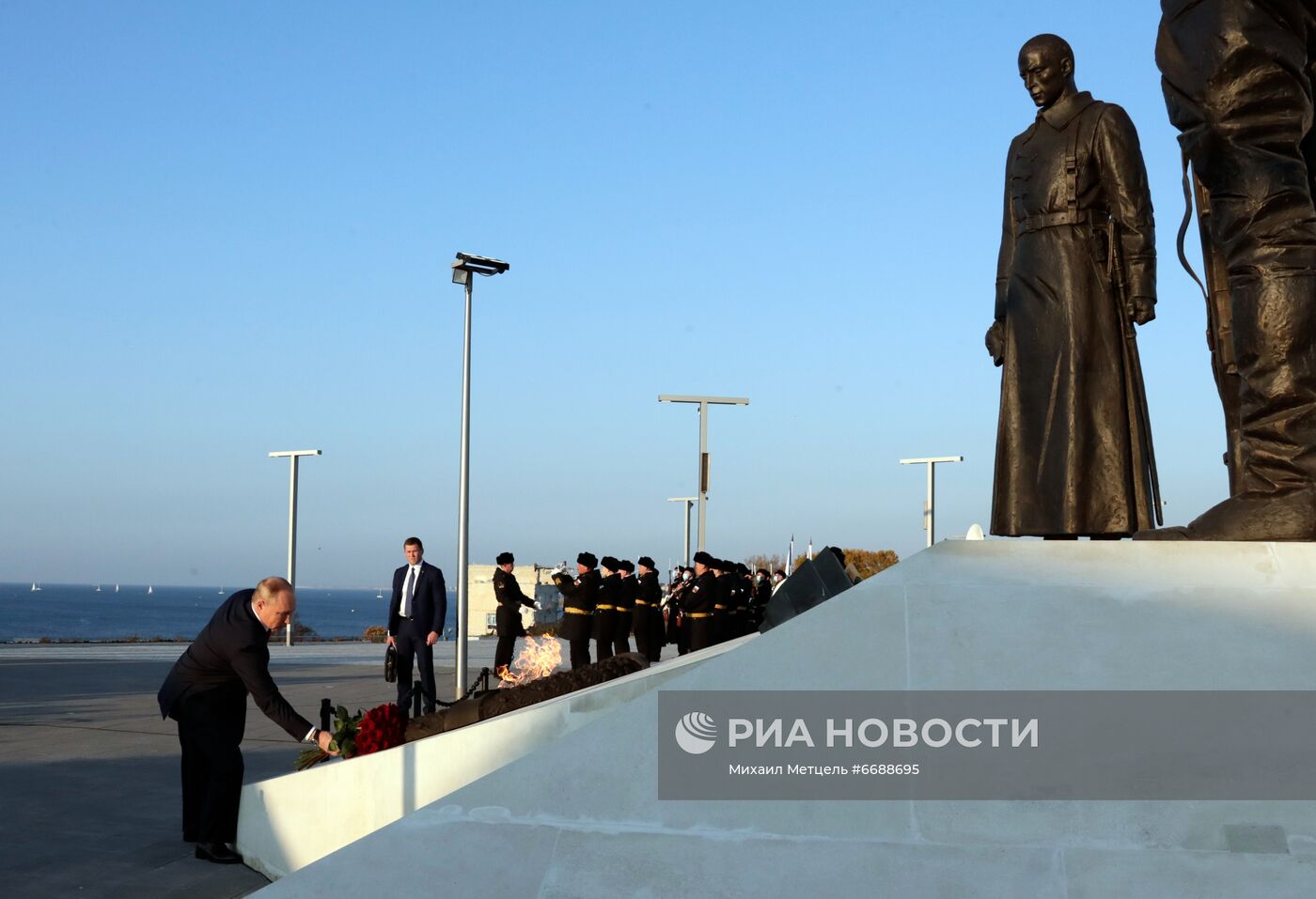 Рабочая поездка президента РФ В. Путина в Крым