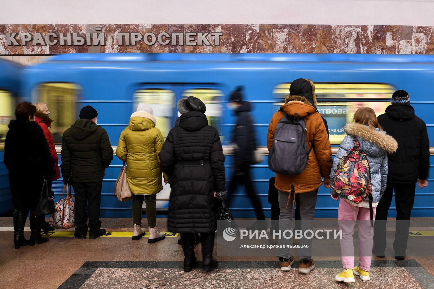 Рейд по соблюдению масочного режима в метрополитене 